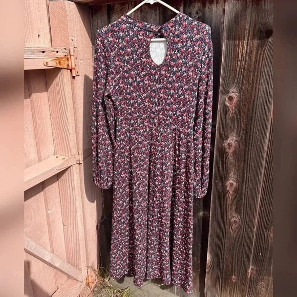 FARM RIO
Liberty Flowers Midi Dress In Blue Multi NEW WITH TAG - Picture 2 of 6